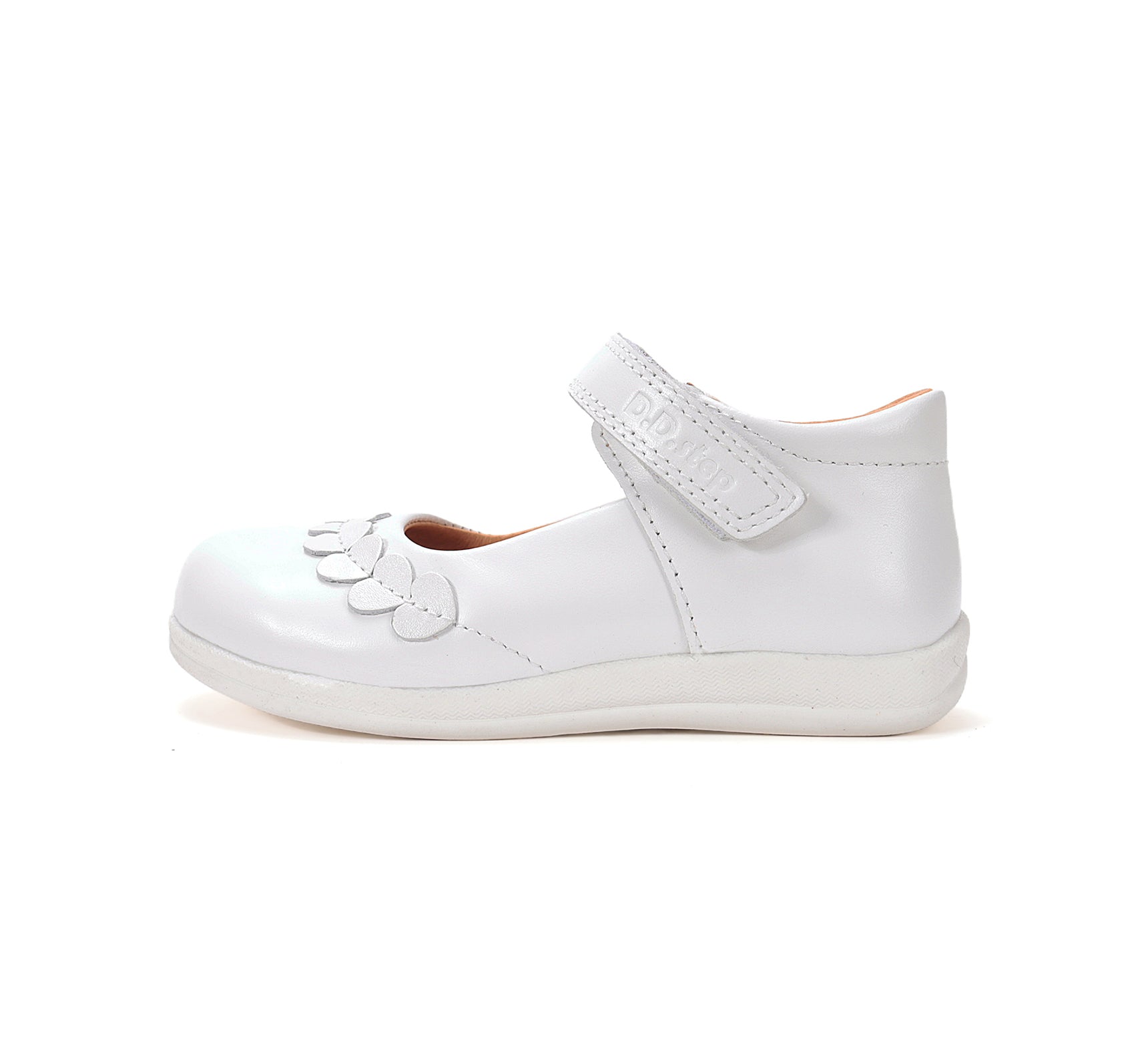 D.D.Step pantofi fete decupati 26-35 White cu inimioare aplicate Másodlagos kép