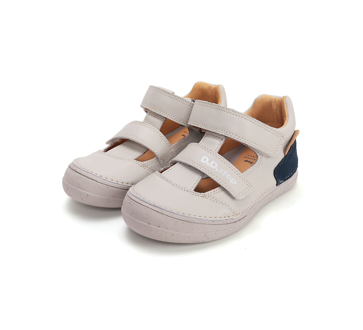 D.D.Step fiú kivágott cipő 26-31 Cream