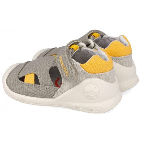 Biomecanics Barefoot First Steps vászon szandál fiúknak, 18-24 Pique Bézs és Sárga