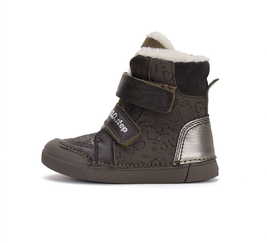 D.D.Step bélelt lány bakancs 31-36 Chocolate szívecskékkel Másodlagos kép