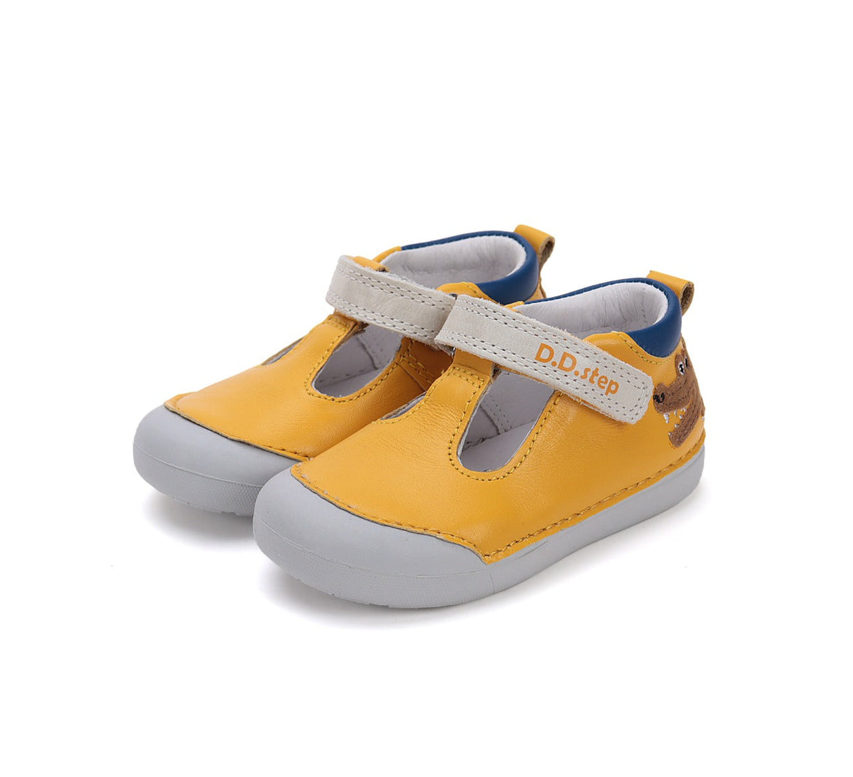 D.D.Step pantofi baieti Primii pasi decupati 20-25 Yellow cu crocodil Fő kép
