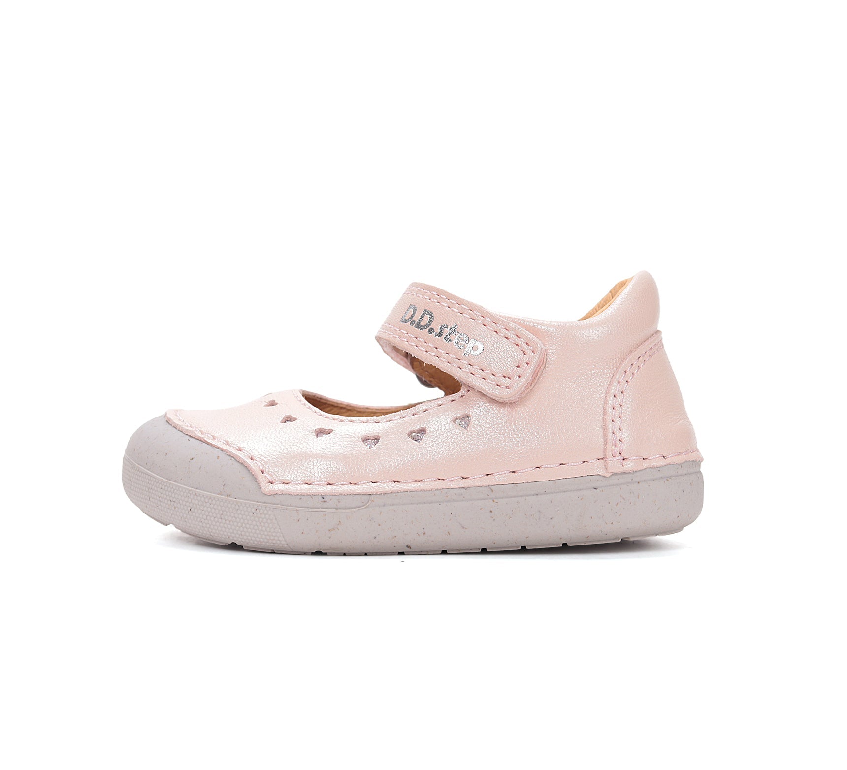 D.D.Step lány cipő első lépések kivágott 20-25 Baby Pink szívecskékkel Másodlagos kép