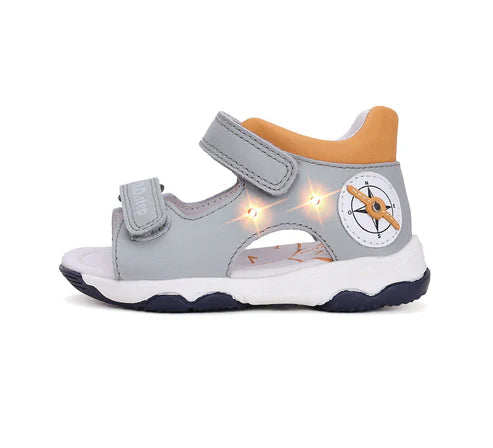 D.D.Step LED-es fiú szandál 20-25 Szürke iránytűvel Másodlagos kép