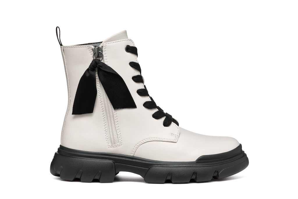 Geox bocanci fete cu siret si fermoar 31-35 Light Ivory/Black Fő kép